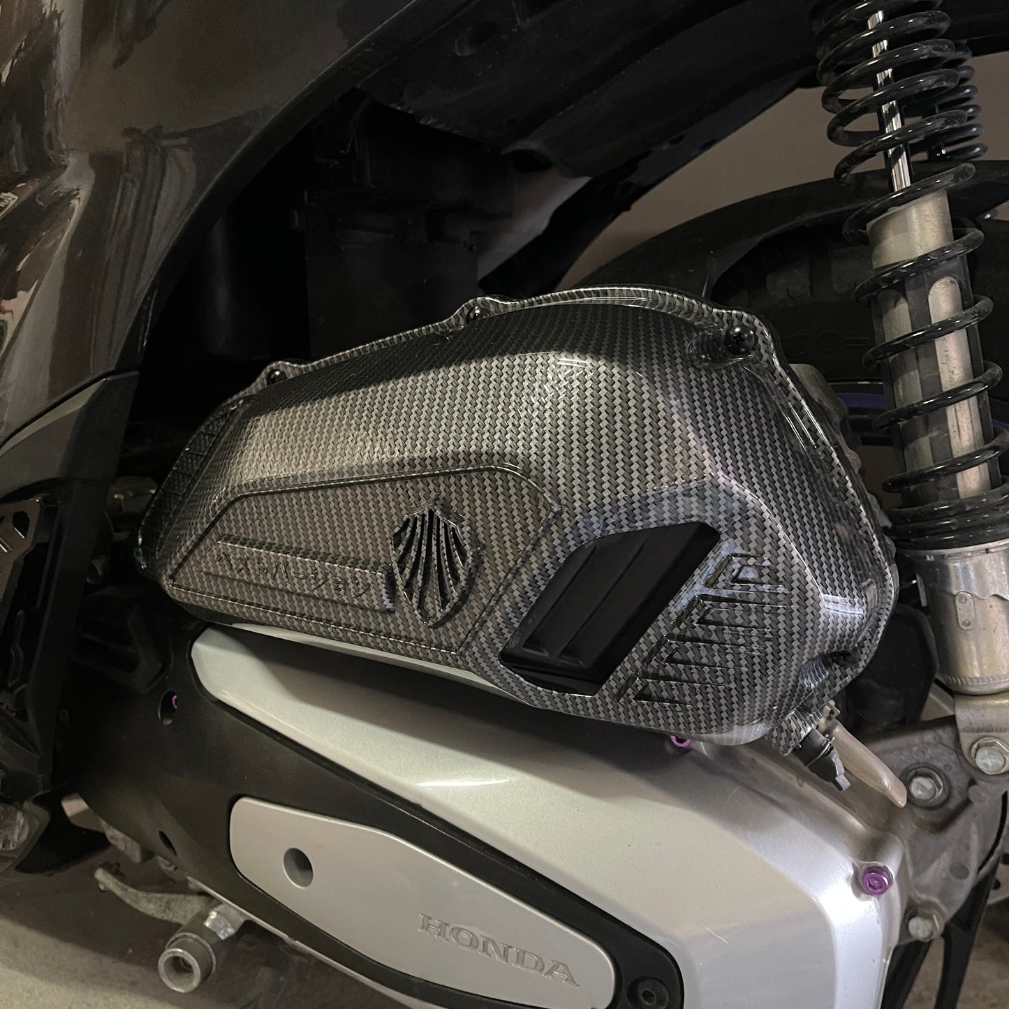 COVER CARBON CASSA FILTRO COMPATIBILE PER HONDA SH 125