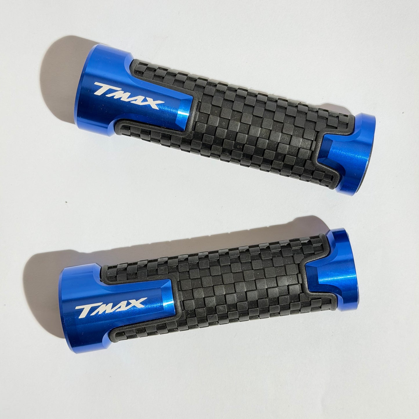 MANOPOLE YAMAHA TMAX