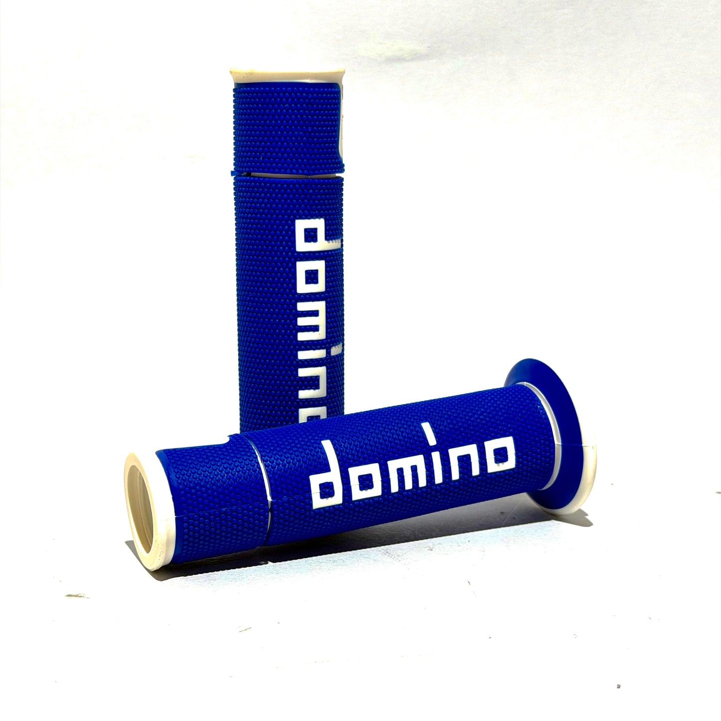 MANOPOLE DOMINO