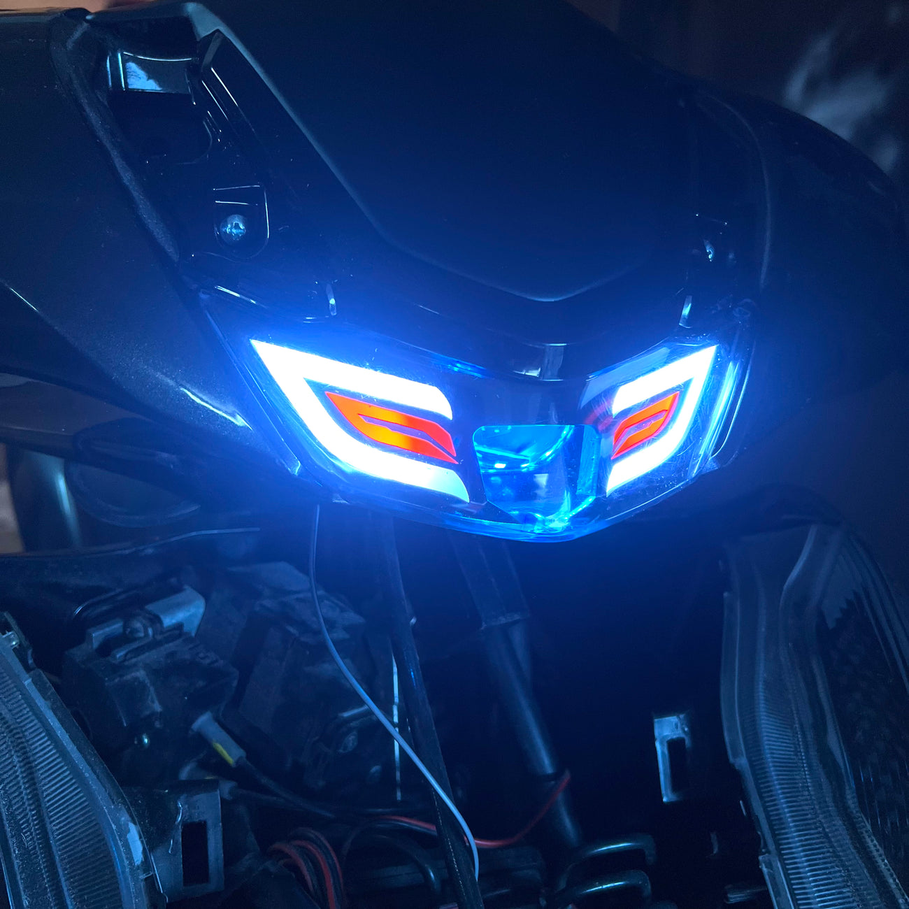 CUSTOM POSITION HEADLIGHT HONDA SH 125/150/350
