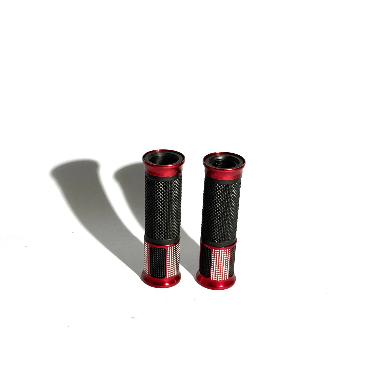 MANOPOLE UNIVERSALI VARI MODELLI CHIUSE