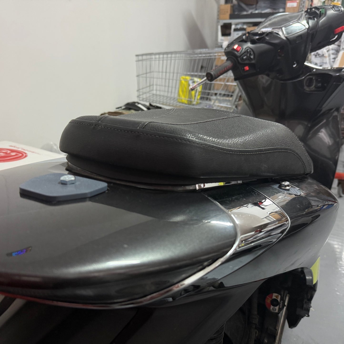 HONDA SH 125/150/350 TAIL HOLE PLUGS