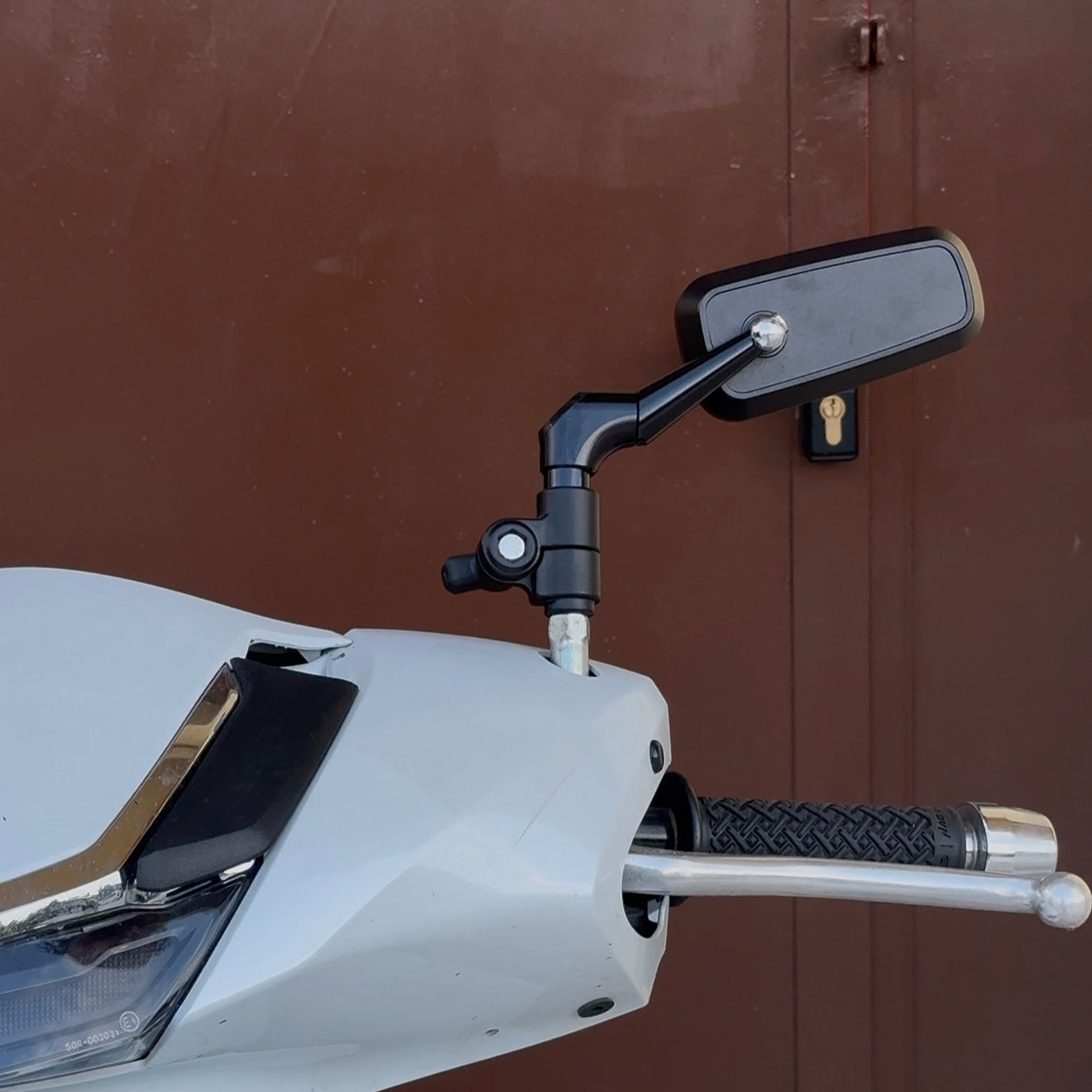 SPECCHIETTO PIEGHEVOLE UNIVERSALE