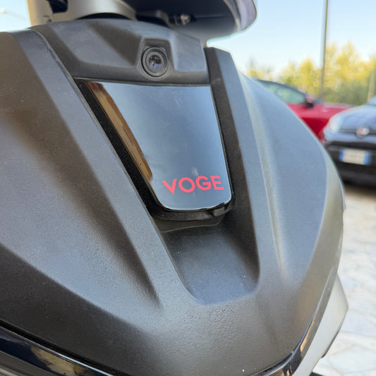 ADESIVO STEMMA FRONTALE VOGE SR16